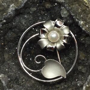 Curtis Creations Sterling & Pearl c1960s Vintage Floral Brooch